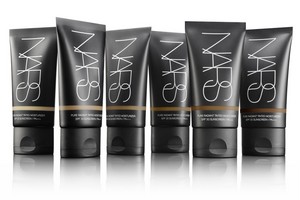 Nars-pure-radiance-tinted-moisturizer (1)